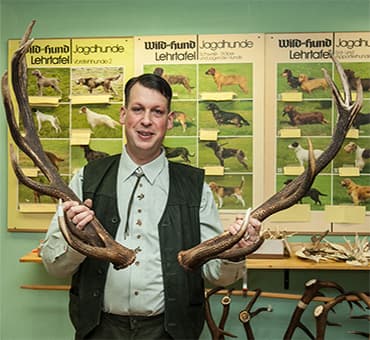 Bild 1 der Jagdschule Jagdschule Eixen GmbH